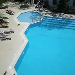 מלון Atrium 3*