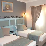 Atrium Hotel 3*