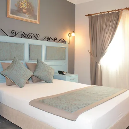Hotel Atrium 3*