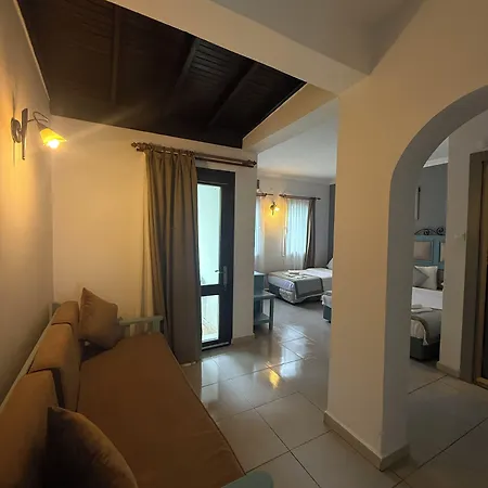 Atrium Hotel 3*