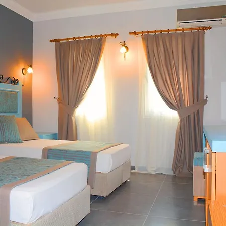 Atrium 3*